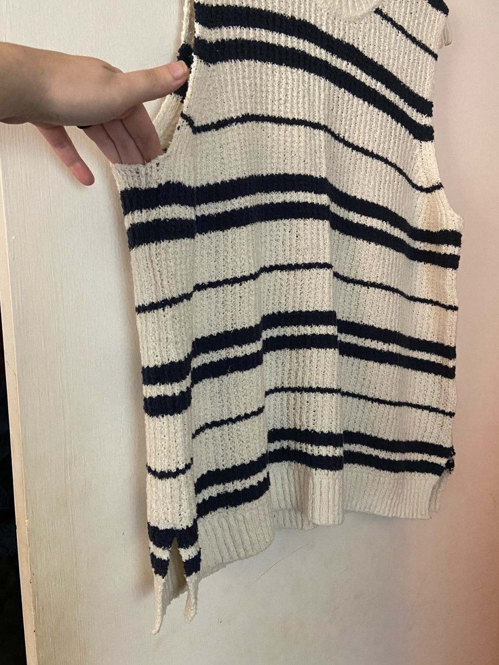 Abercrombie & Fitch Crew Sweater Shell Tank - Picture 2 of 7